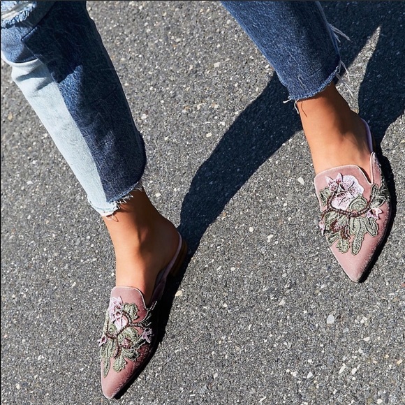 jeffrey campbell valencia flat